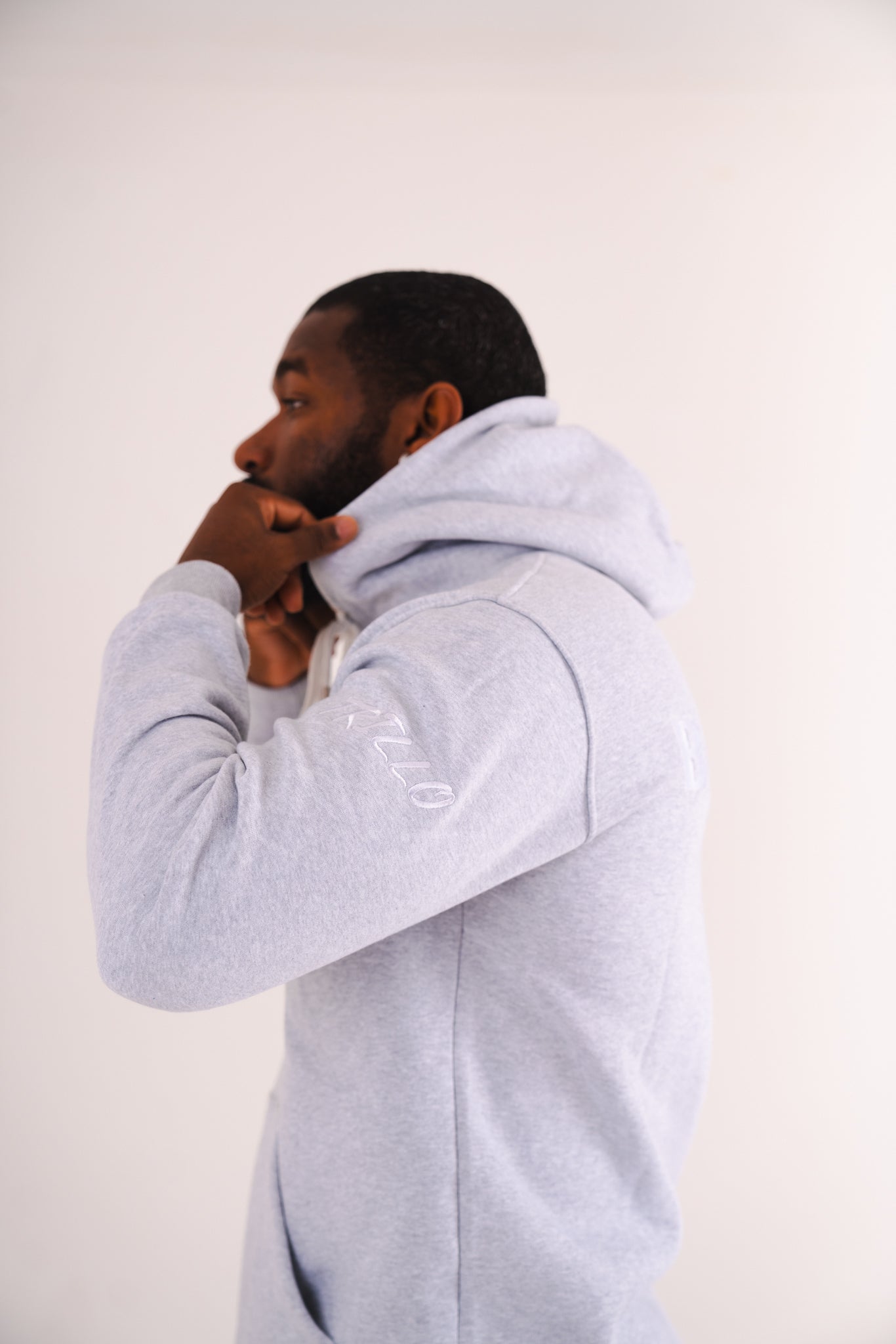 ZeTrillo "Be Great" Hoodie (Grey)