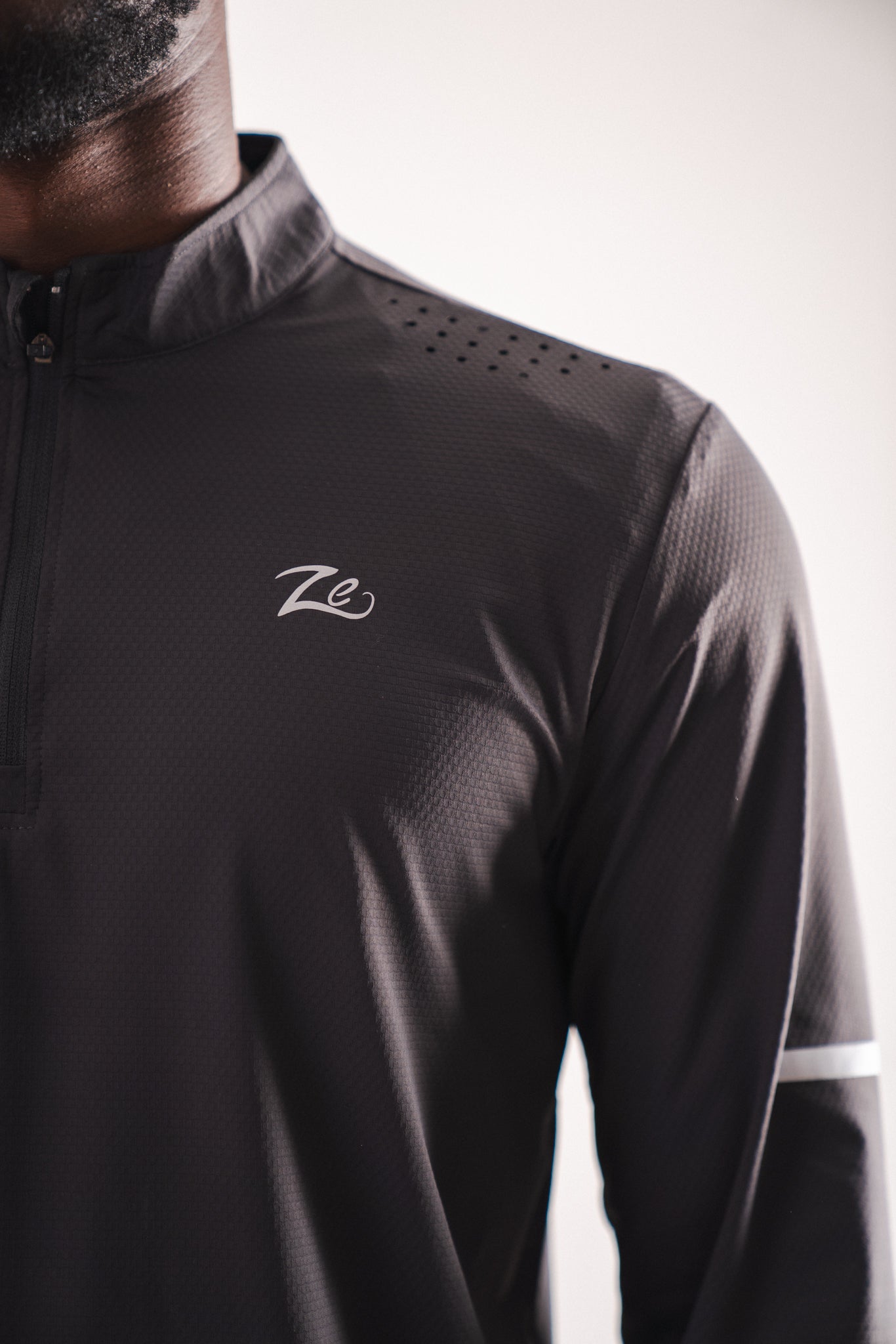 ZeTrillo Men's Fitted 1/4 Zip Gym Fleece: Night Runner Edition